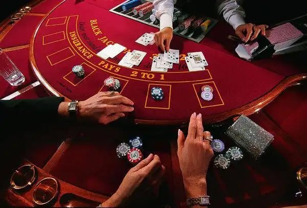 oktt apk live casino lobby showing multiple open dealer tables
